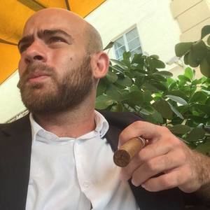 Meet your Posher, Pedro